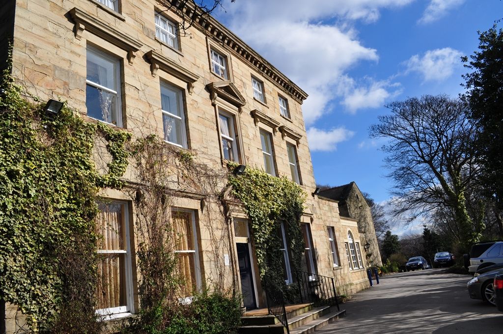Healds Hall Hotel Cleckheaton Bagian luar foto